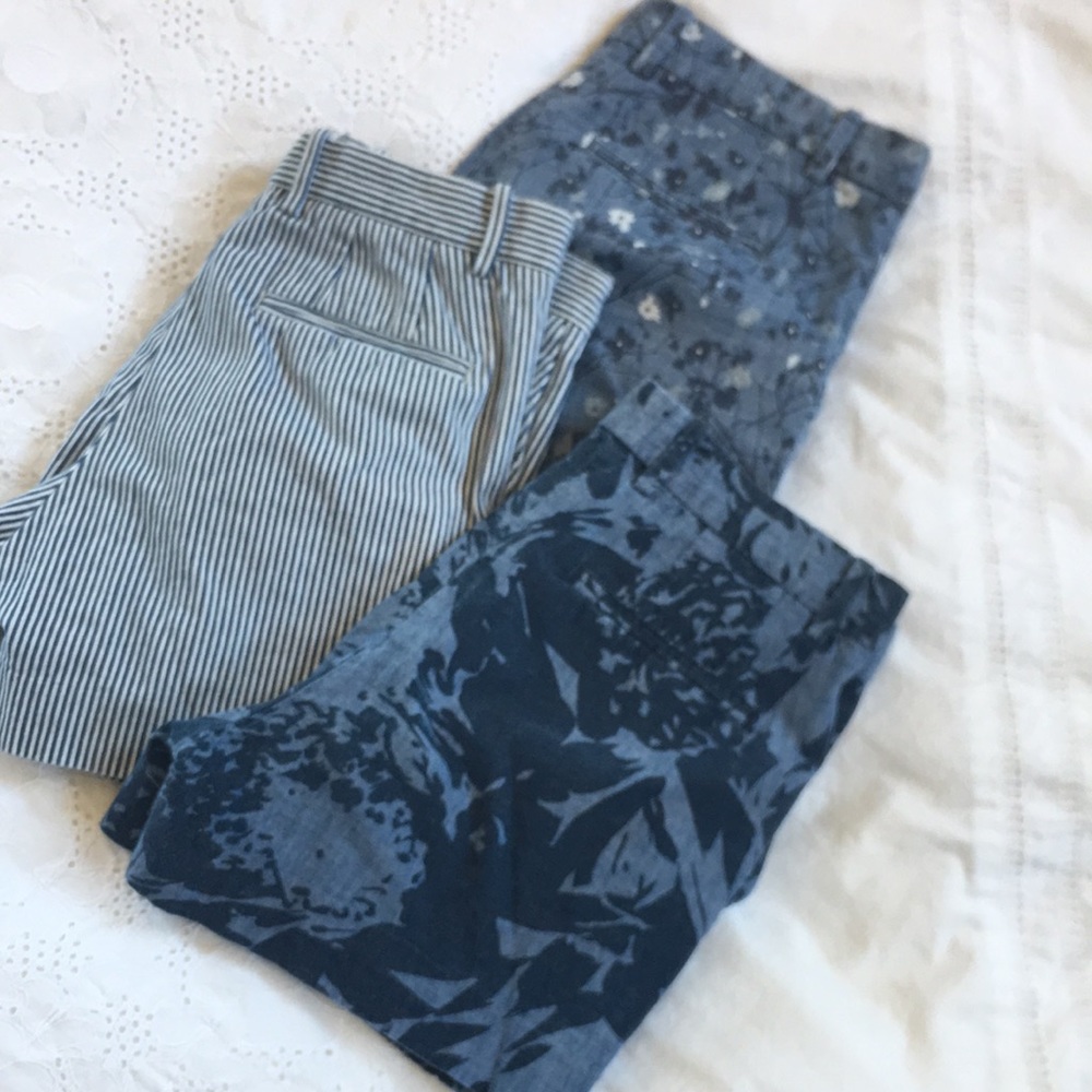 •Bundle of 3 Gap Tailored Shorts•